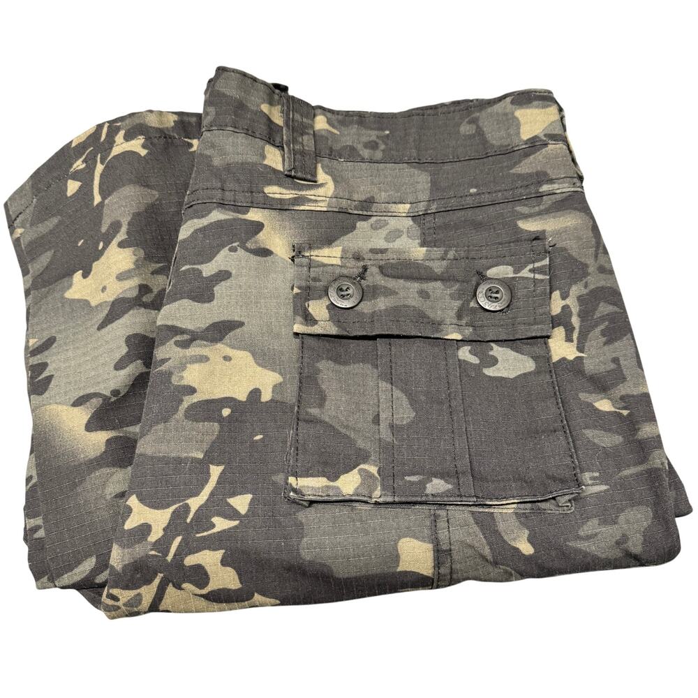 Mustway Cargo Pants Mens 40 (41x32 ACTUAL) Green Camo Utility Military